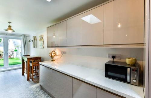 The Smugglers Hideout - Sleeps 4 - with HOT TUB - Foto 35