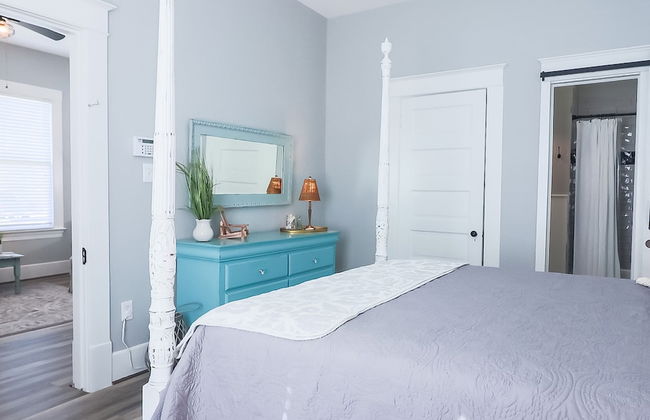 Vibrant Bungalow 2 Minutes to the Beach - Foto 61