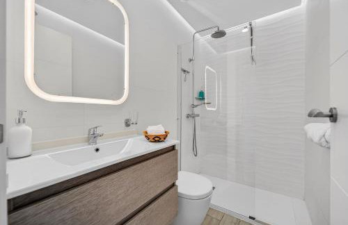 OCEAN GARDEN Sunset & Sunrise - heated pool - AC - lounge zone - Foto 12