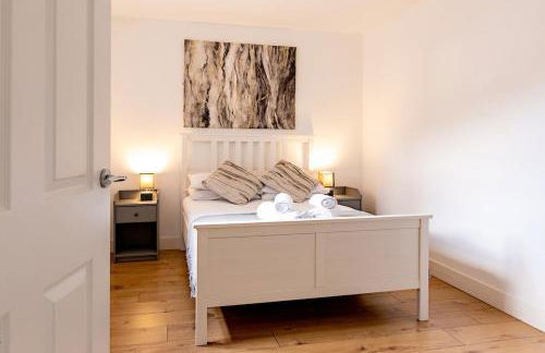 Lovely 2 Bedroom 2 Bathroom Apartment with Parking - Foto 7