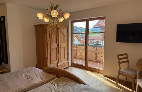 DAS BISCHOF - 5 exklusive Ferienwohnungen und 1 Doppelzimmer - 4x mit privater Zirben Sauna - Semmelservice & Hindelang PLUS - Foto 56