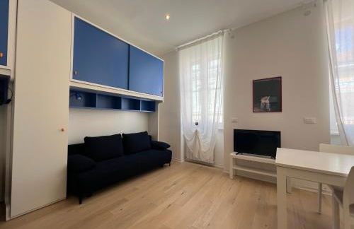 Cozy 1 Apartment - City Center Train Station - Photo 9