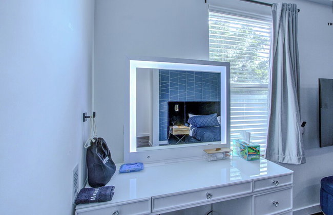BRAND NEW Modern 1BD Loft in Downtown with free parking - Photo 95