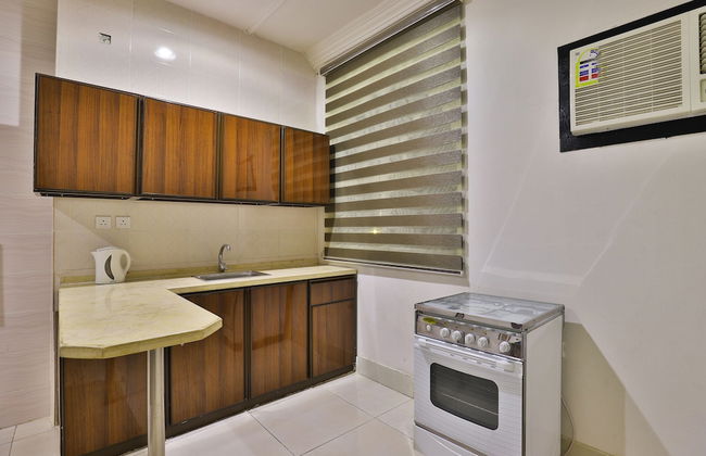 OYO 209 Mayar International Furnished 2 - Foto 12