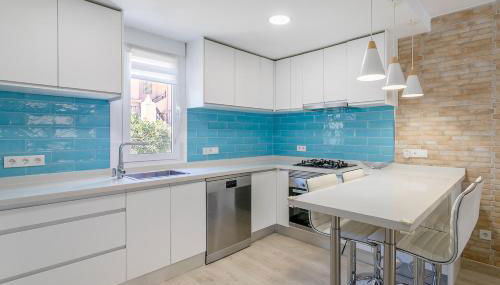 Bonita casa en urbanización privada muy cerca del mar y de Alicante - Foto 5