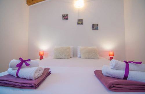 Village holiday apartman with heated pool Maslina - Photo 28