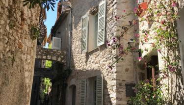 L'élégante - maison de ville avec bains à remous - parking inclus - Foto 2