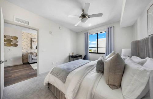 The Serenity in DTWN 3 Min From Las Olas - Photo 14