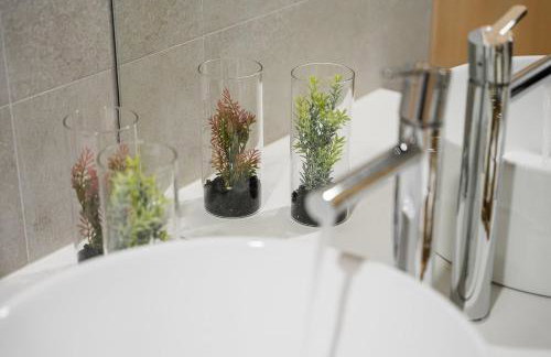 GuestReady - Aveiro stylish stay with a terrace - Photo 28