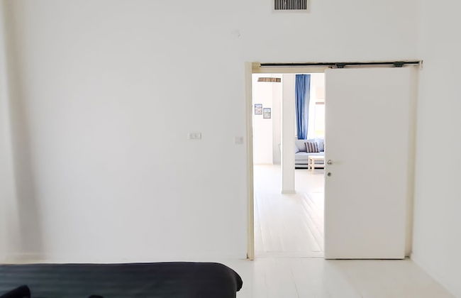 Modern Apt Rothschild Very Central TL7 - Photo 4