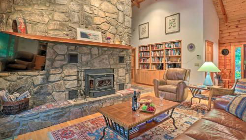 Cold Mountain Reflections Cabin with Game Room! - Foto 3