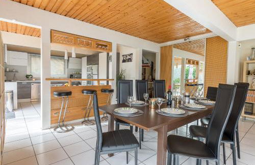 Maison Lacustre - Maison contemporaine avec vue panoramique sur le lac d'Annecy - Foto 5