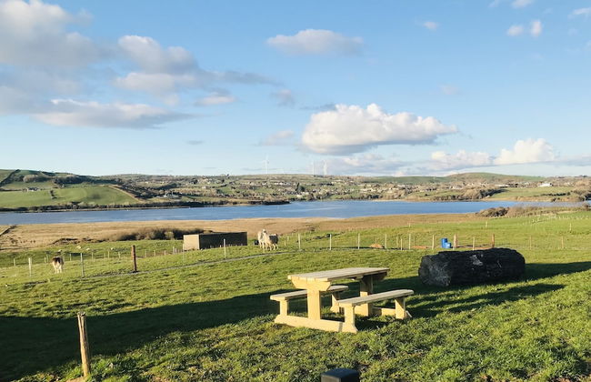 The Snuggly Sheep Shepherd Hut Campview Farm Stay - Foto 12