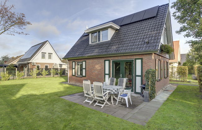 4 bedroom House in Zonnemaire with garden - Photo 8