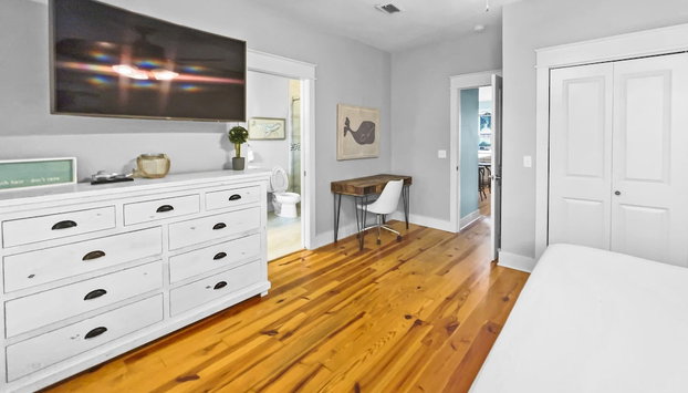 The Pool House 5 Bedroom Home by RedAwning - Foto 4, Habitación