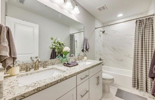 New-Build Jacksonville Townhome with Private Yard! - Photo 22