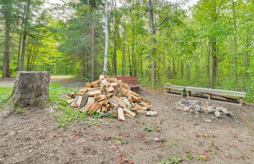 Indoor Pool Access Cabin in Lakes of the North! - Foto 23