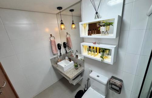 Magnífico APARTAMENTO de Charme - 3 quartos AR CONDICIONADOS SPLIT - Beira Mar, 2 banheiros, 2 Vagas Garagem, 4 Varandas, 2 Elevadores, Redes para Descanso, Wi-Fi, Air Fryer, Disney Plus, HBO Max, Cadeiras de Praia e Caixa Térmica - Photo 31