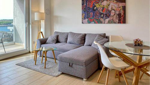 Beautiful Apartment In Simuni With Wifi - Foto 3