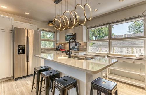 Modern Beach Bungalow, Firepit, Foosball, Hot tub, IN Dunes Natl Park - Foto 6