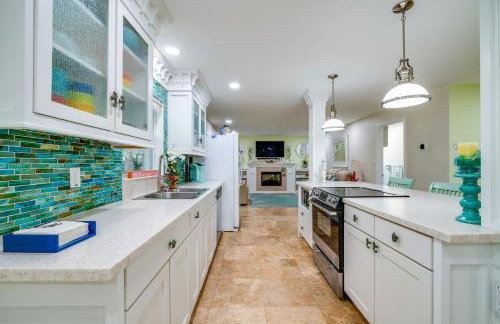 Outdoor Oasis with Bar and Lanai Tavares Escape - Photo 6