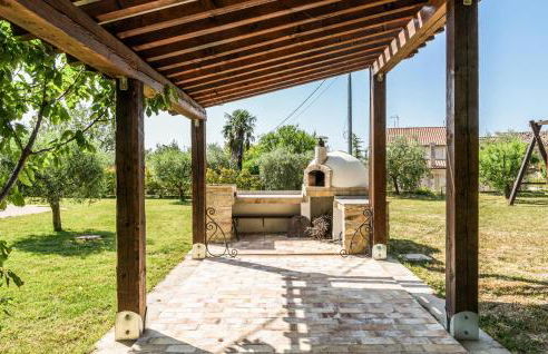 Gorgeous Home In Loc Avenale, Cingoli - Foto 19