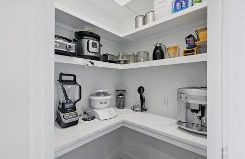 Luxury Living at its Finest 3BD Sleeps 6 - Foto 18