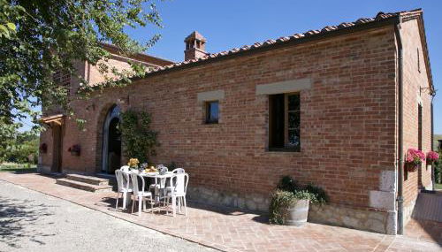 Tuscan Hilltop Farm Stay - Foto 2