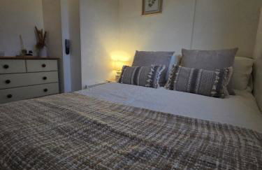 Welsh Bayview Retreat 2-Bed Caravan & 2-Bed Chalet at Clarach Bay Holiday Village - Foto 38