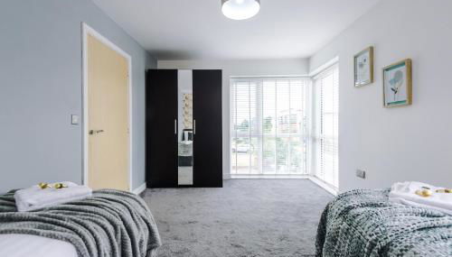 Coop Live Arena & Etihad Stadium 4Bedroom Townhouse with Free Parking - Foto 3