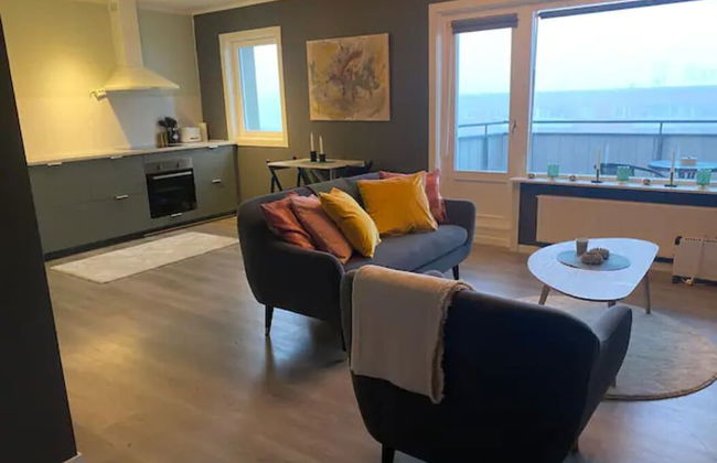 Cozy One Bedroom Apartment With Balcony - Foto 1