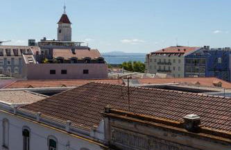 GuestReady - Gorgeous apt with river view - Foto 39