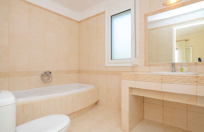 Dafni Villa by LeaderStay - Foto 14