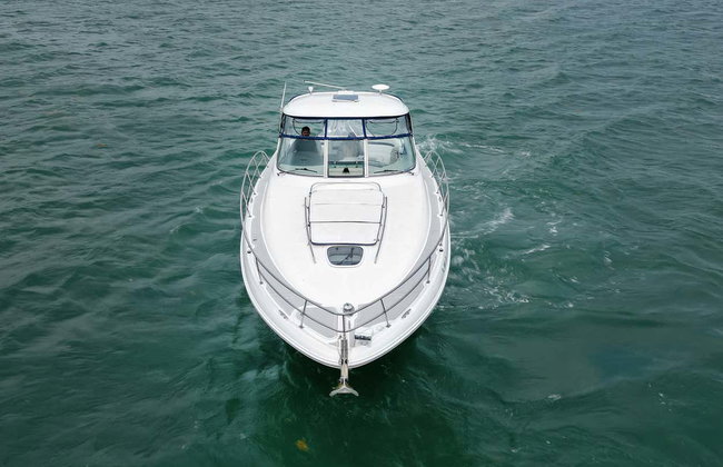 Fort Lauderdale Private Yatch Rental with Skipper - Photo 5