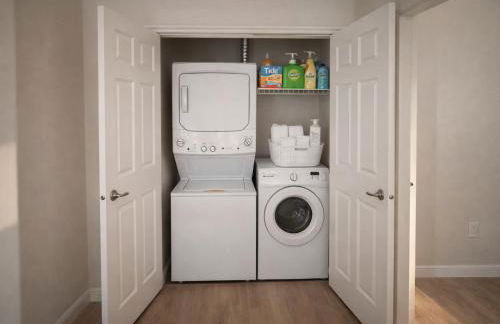 Marina Del Rey Luxe 2-Bedroom & 1-Bedroom - Hot Tub, Pool Table, Grill & Cinema Projector - Foto 14