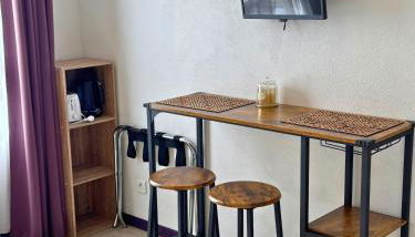 L'Essentiel - Gare - Climatisation - Proche du centre - Foto 4