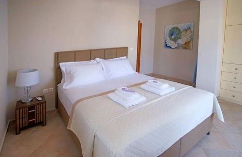 KYPARISSIA LUXURY HOME - Foto 32