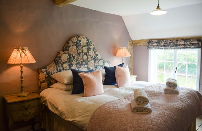 Retreat East - Photo 24