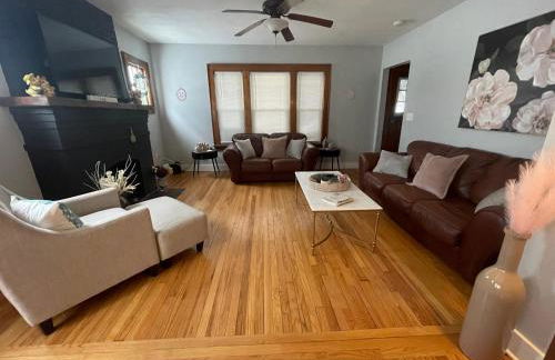 Come home to Kenwood Conveniently located Syracuse - Foto 7