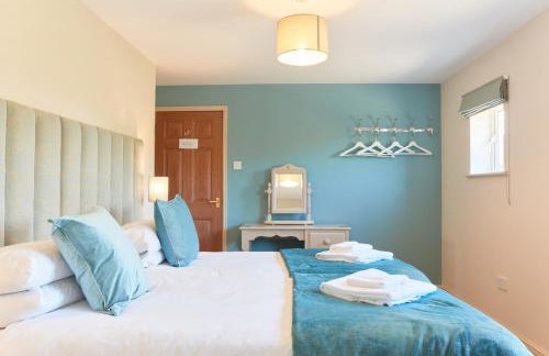 Finest Retreats - Meadow View - Photo 1