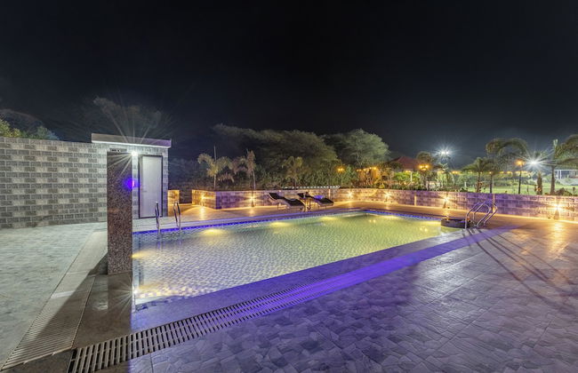 ELIVAAS 5 BHK With Pvt Pool - Zenora - Foto 71