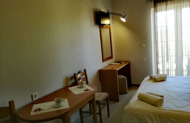 Amaryllis Hotel Apartments - Photo 12