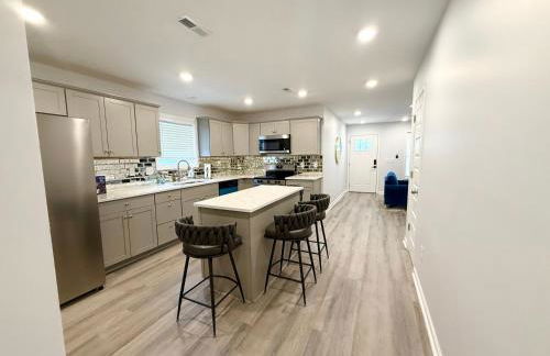 Bright, Cozy & Convenient - Minutes from UAB, Airport and Downtown Fun! - Foto 25