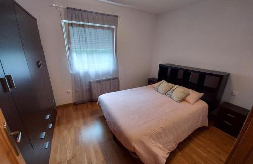 APARTAMENTO EN URBANIZACION con PISCINA CENTRO DE UNQUERA-VAL DE SAN VICENTE IDEAL PAREJAS - Foto 3