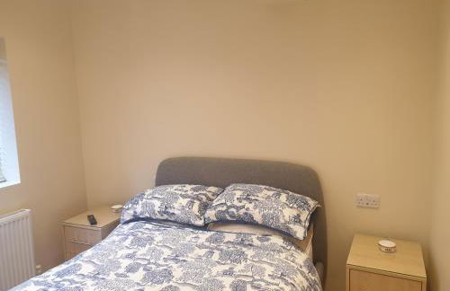 London Luxury Apartments 3 Bedroom Sleeps 8 with 3 Bathrooms 4 mins walk to tube free parking - Foto 28