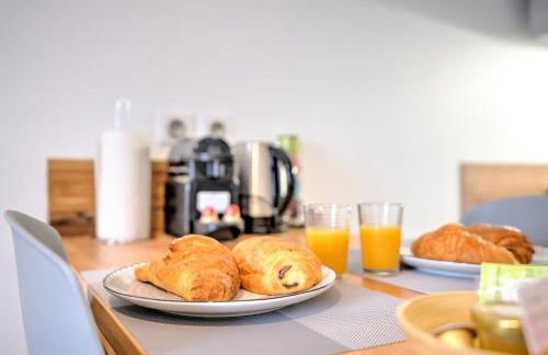 Le Déroc - Netflix Wi-Fi Fibre Terrasse - Foto 8