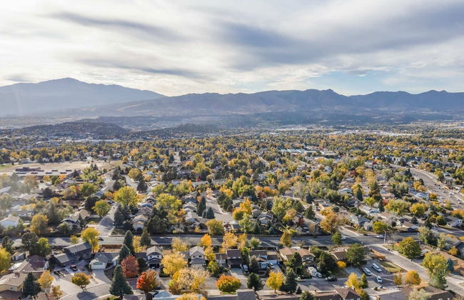 4BR Central Location & Near Parks! - Photo 55