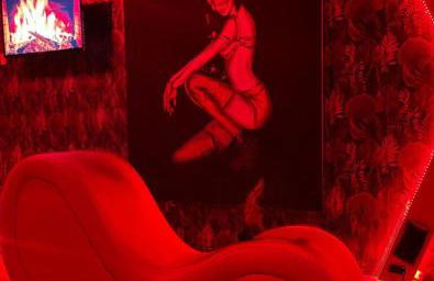 Le baiser 2 Love room du plaisir interdit - Photo 3