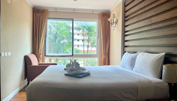 6-26 - 1 Bdr Condo With Balcony and Shared Pool - Foto 2, Habitación