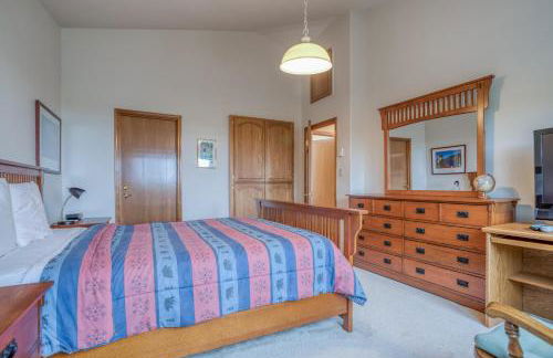 Bud-n-Mollys - Foto 20